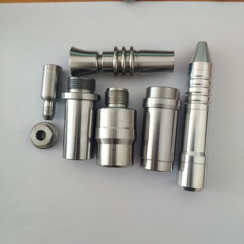 珠三角五金加工產(chǎn)業(yè)帶 CNC數(shù)控車床與走心機(jī)如何賦能長(zhǎng)軸精密加工